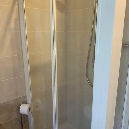 Casa Corchia-appartamento Per 4 דירה Roccaprebalza
