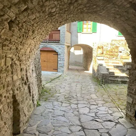 Casa Corchia-appartamento Per 4 * Roccaprebalza